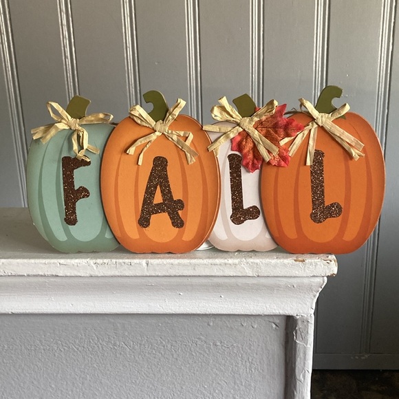 NWT- Beautiful Brown Glittered FALL Colorful Pumpkins Decoration Sign 🍁 - Picture 5 of 16